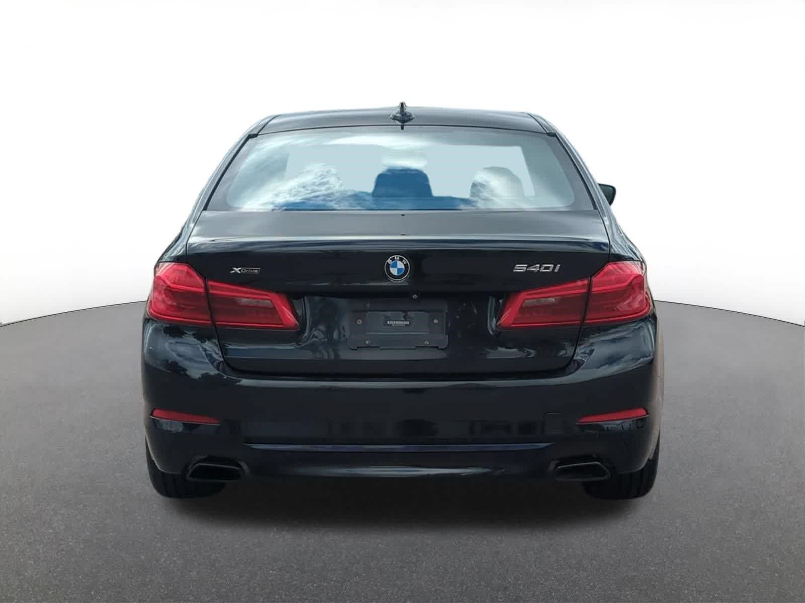 Thumbnail: 2019 BMW 5 Series - 5