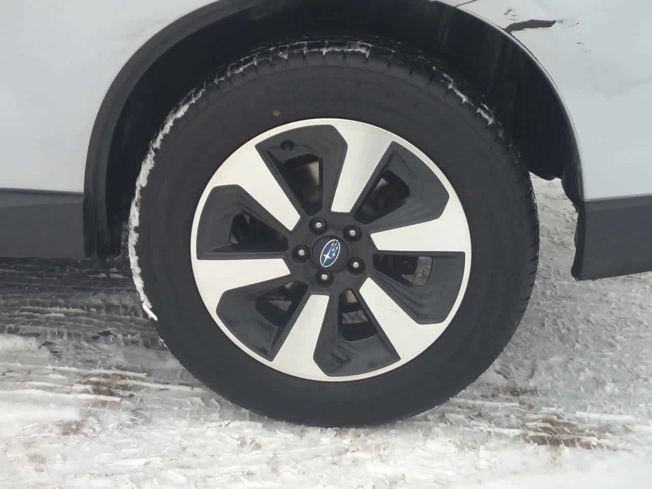 Thumbnail: 2017 Subaru Forester - 13