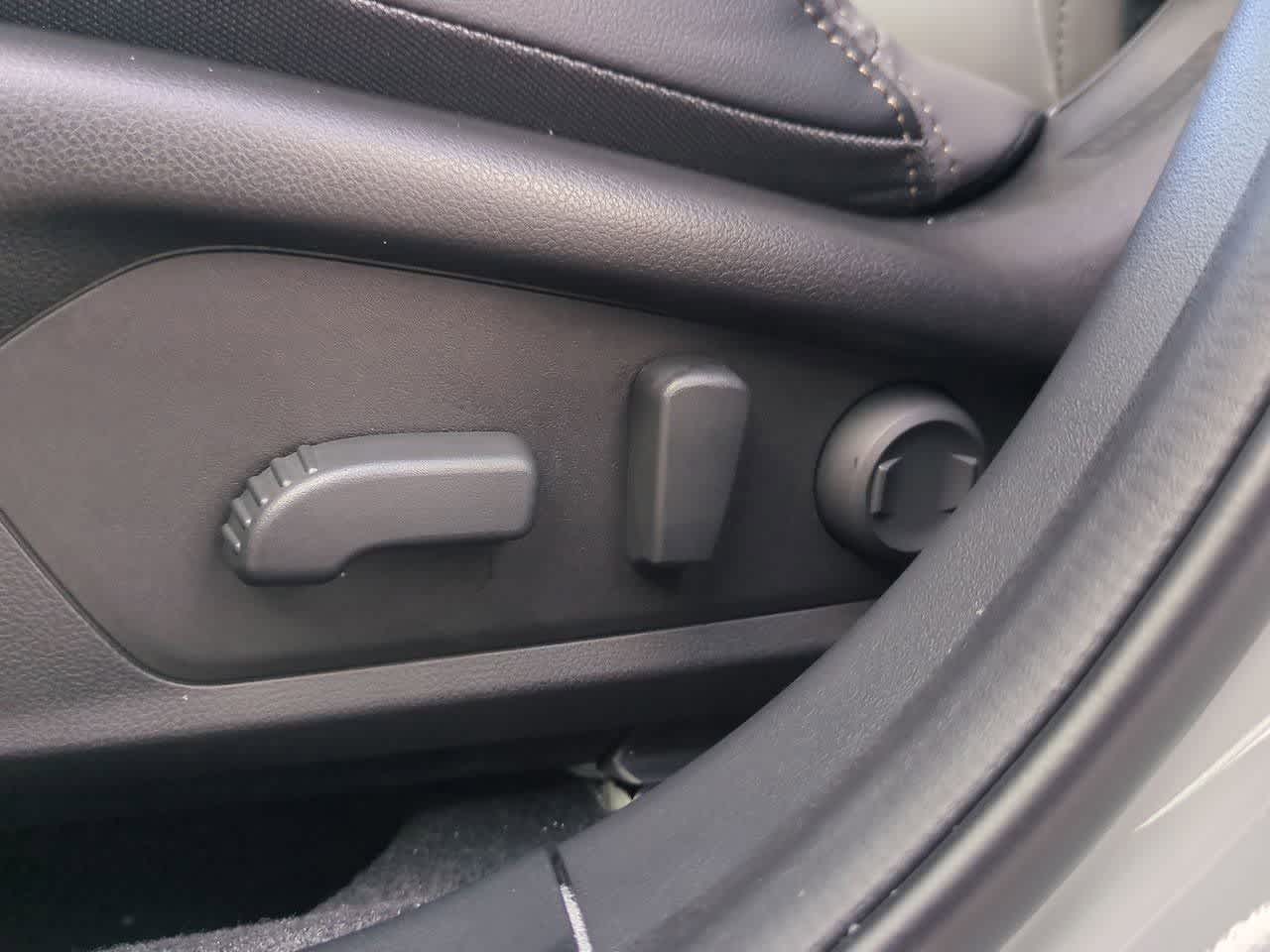 Thumbnail: 2026 Subaru Outback - 16