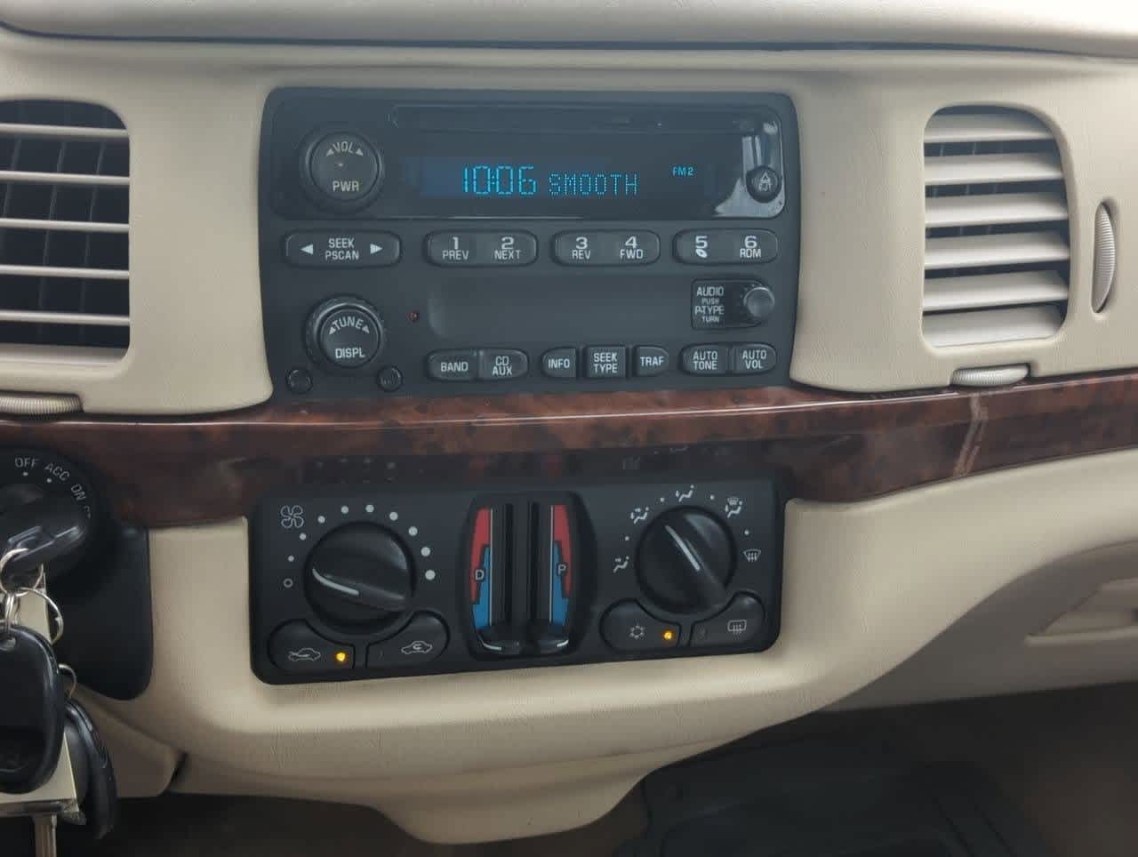 Thumbnail: 2005 Chevrolet Impala - 25