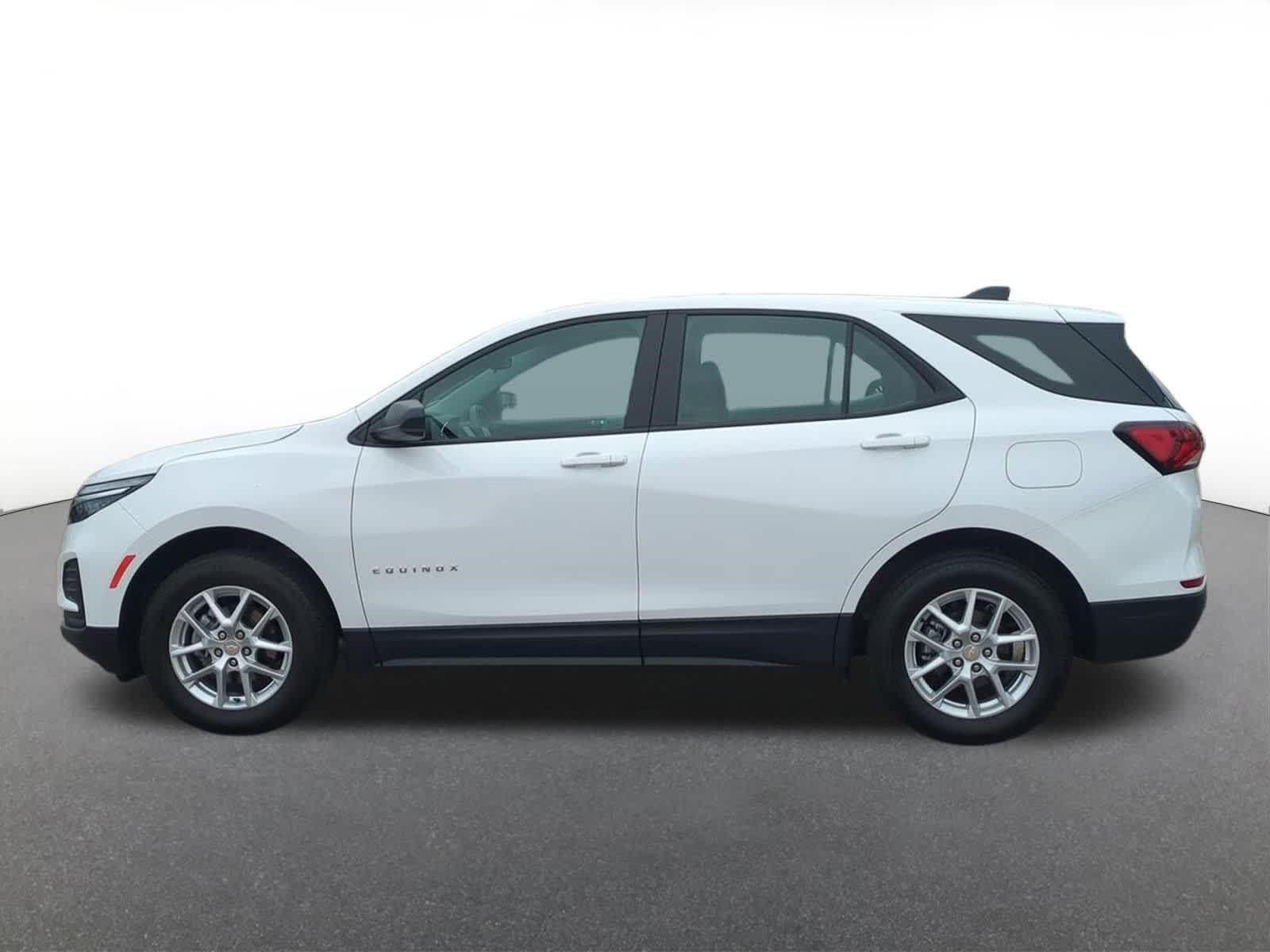 Thumbnail: 2023 Chevrolet Equinox - 3