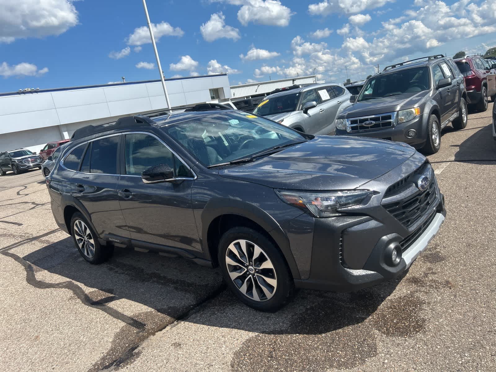 Thumbnail: 2023 Subaru Outback - 3