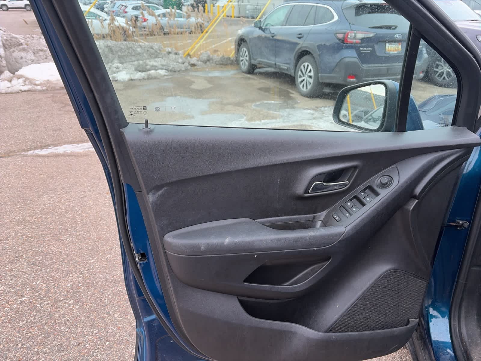 Thumbnail: 2019 Chevrolet Trax - 12