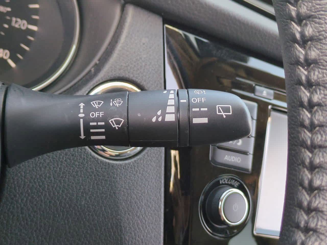 Thumbnail: 2020 Nissan Rogue - 24