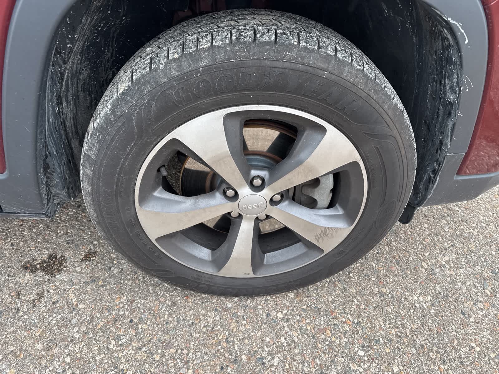 Thumbnail: 2020 Jeep Cherokee - 5