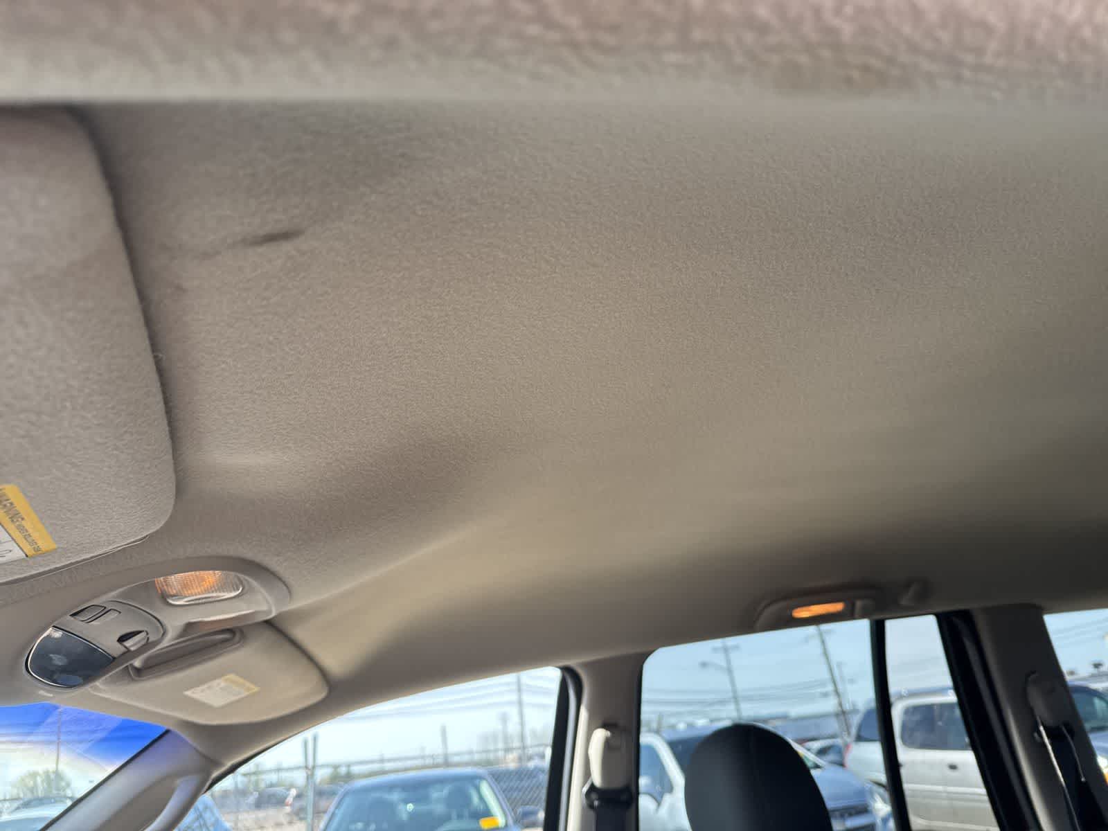 Thumbnail: 2002 Jeep Grand Cherokee - 16