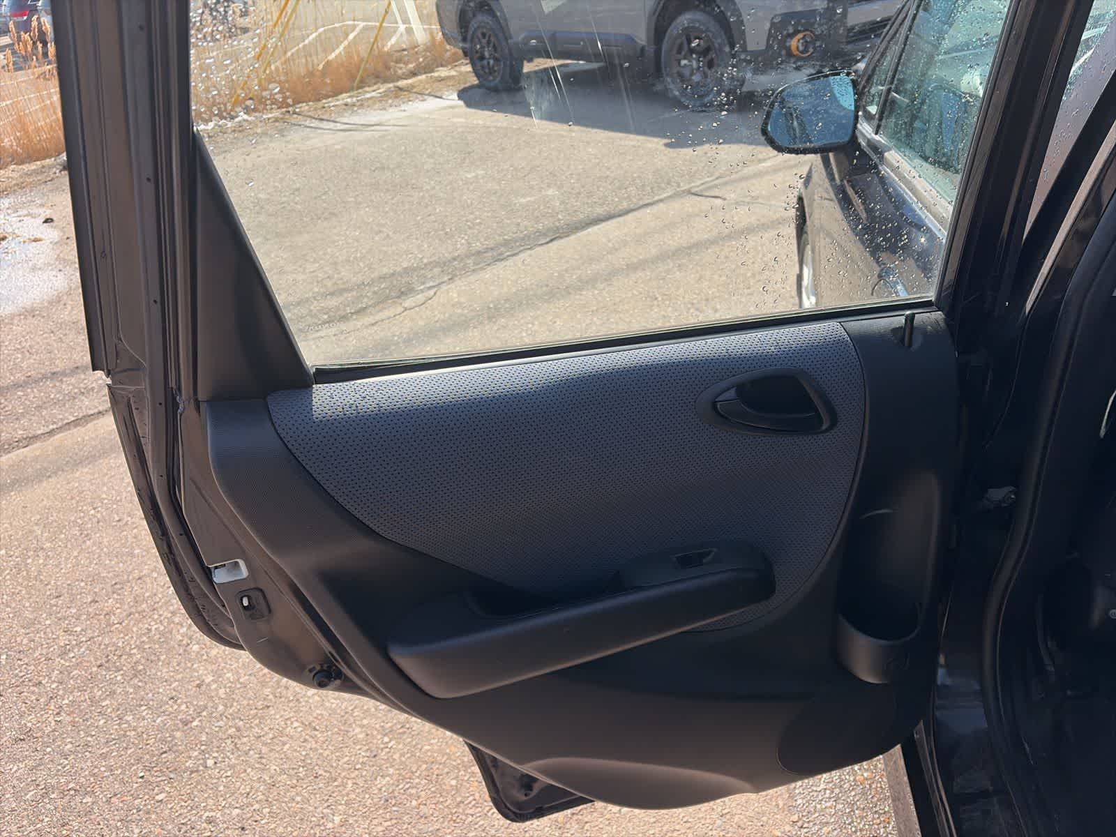 Thumbnail: 2008 Honda Fit - 14