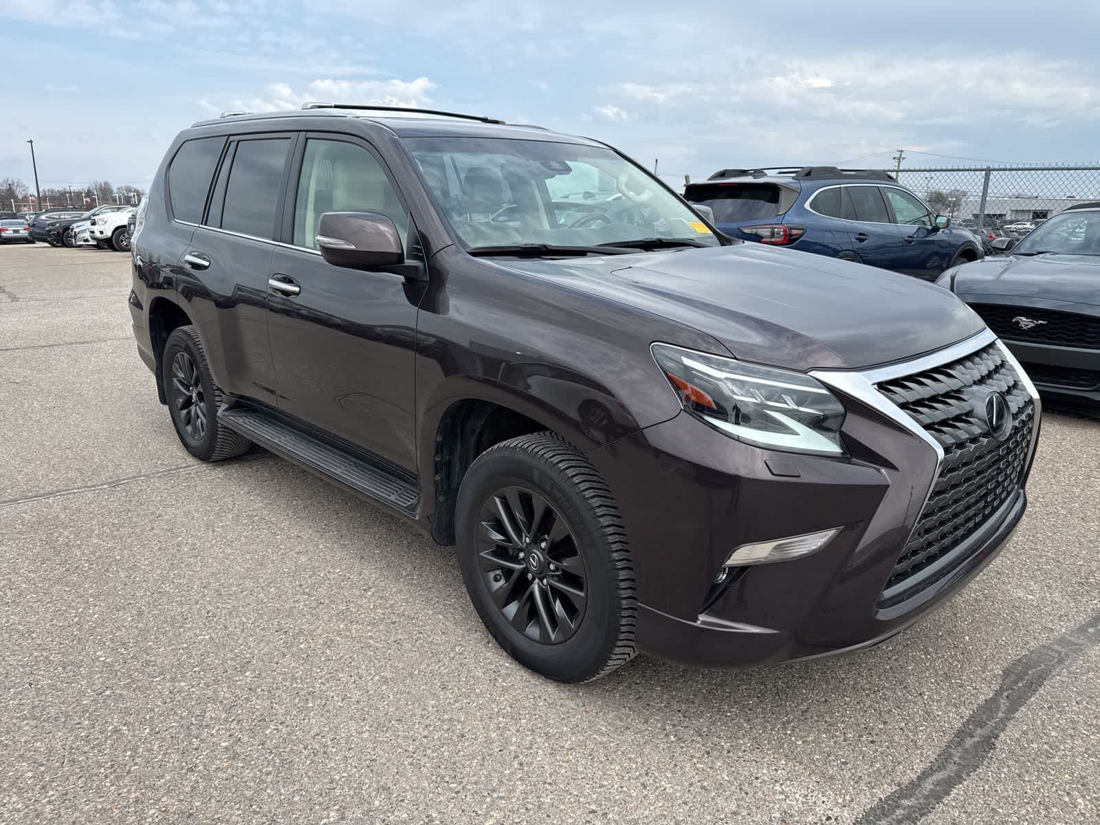 Thumbnail: 2020 Lexus GX - 4