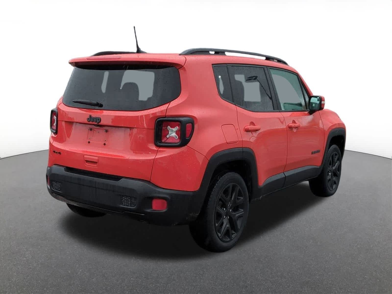 Thumbnail: 2018 Jeep Renegade - 6