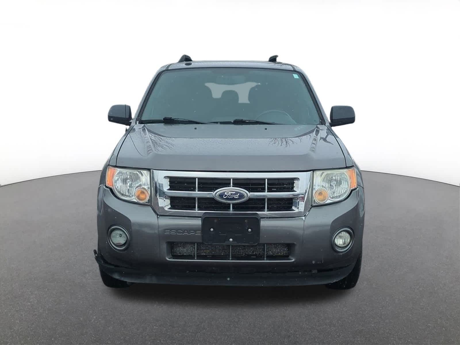 Thumbnail: 2011 Ford Escape - 9