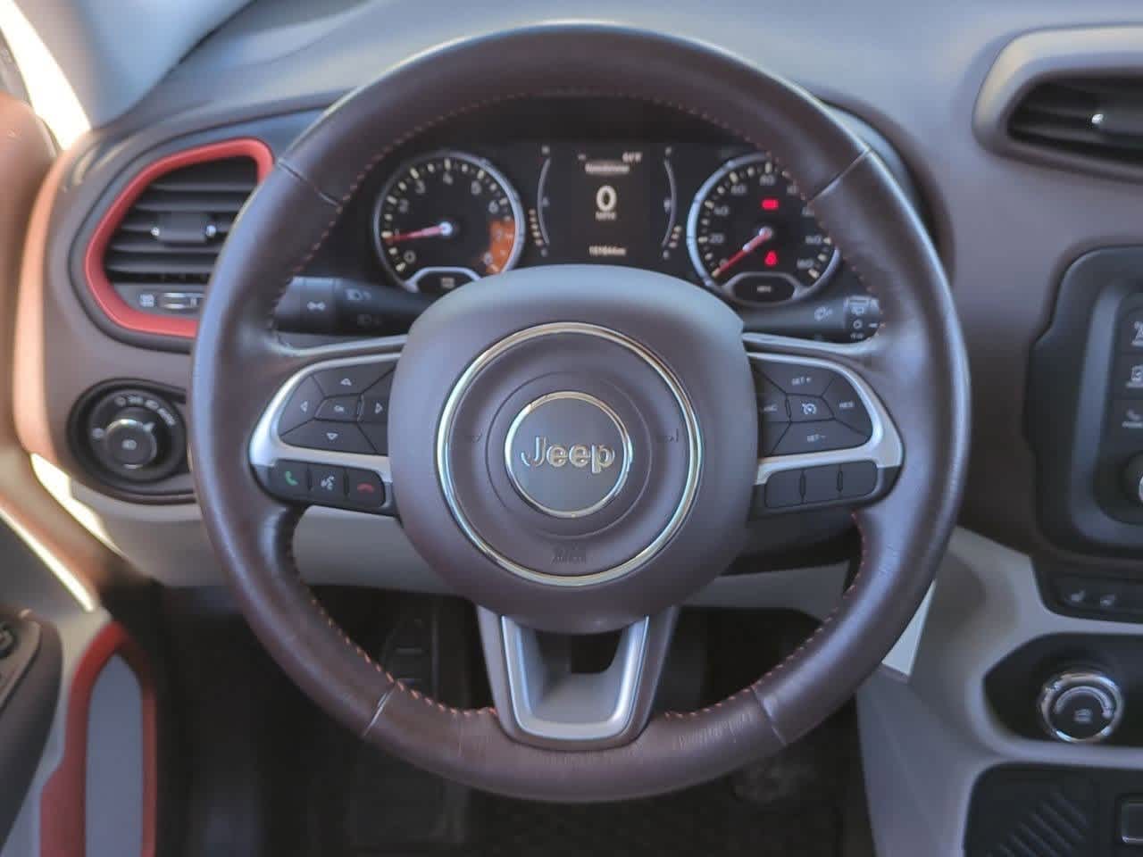 Thumbnail: 2016 Jeep Renegade - 21