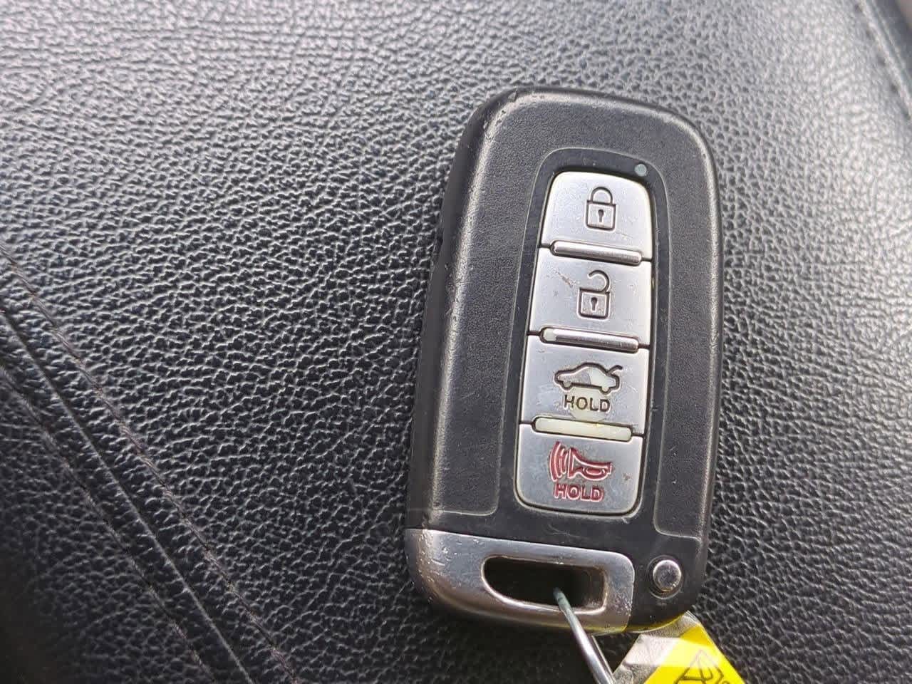 Thumbnail: 2014 Hyundai Sonata - 35