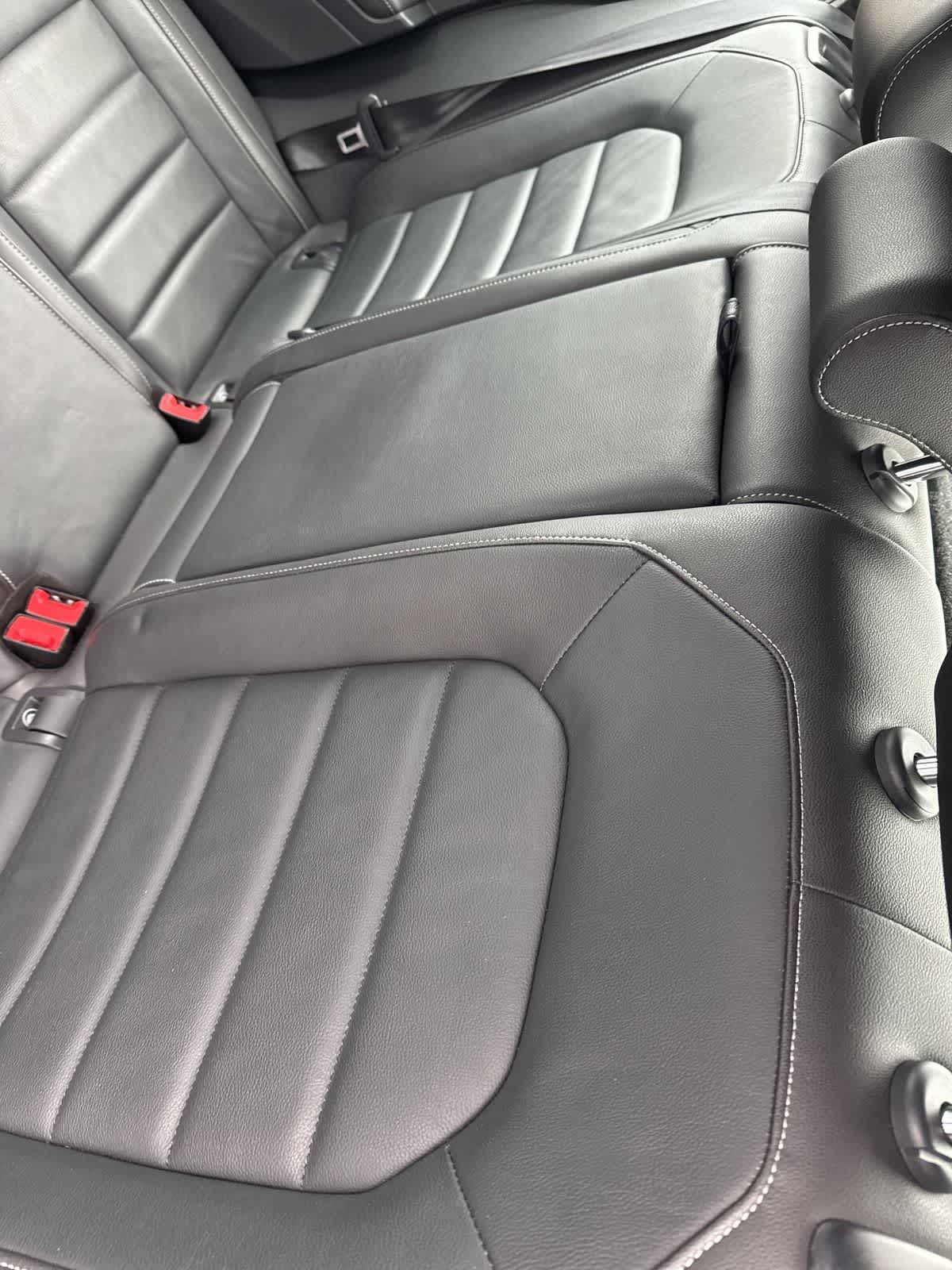 Thumbnail: 2017 Volkswagen Golf - 16