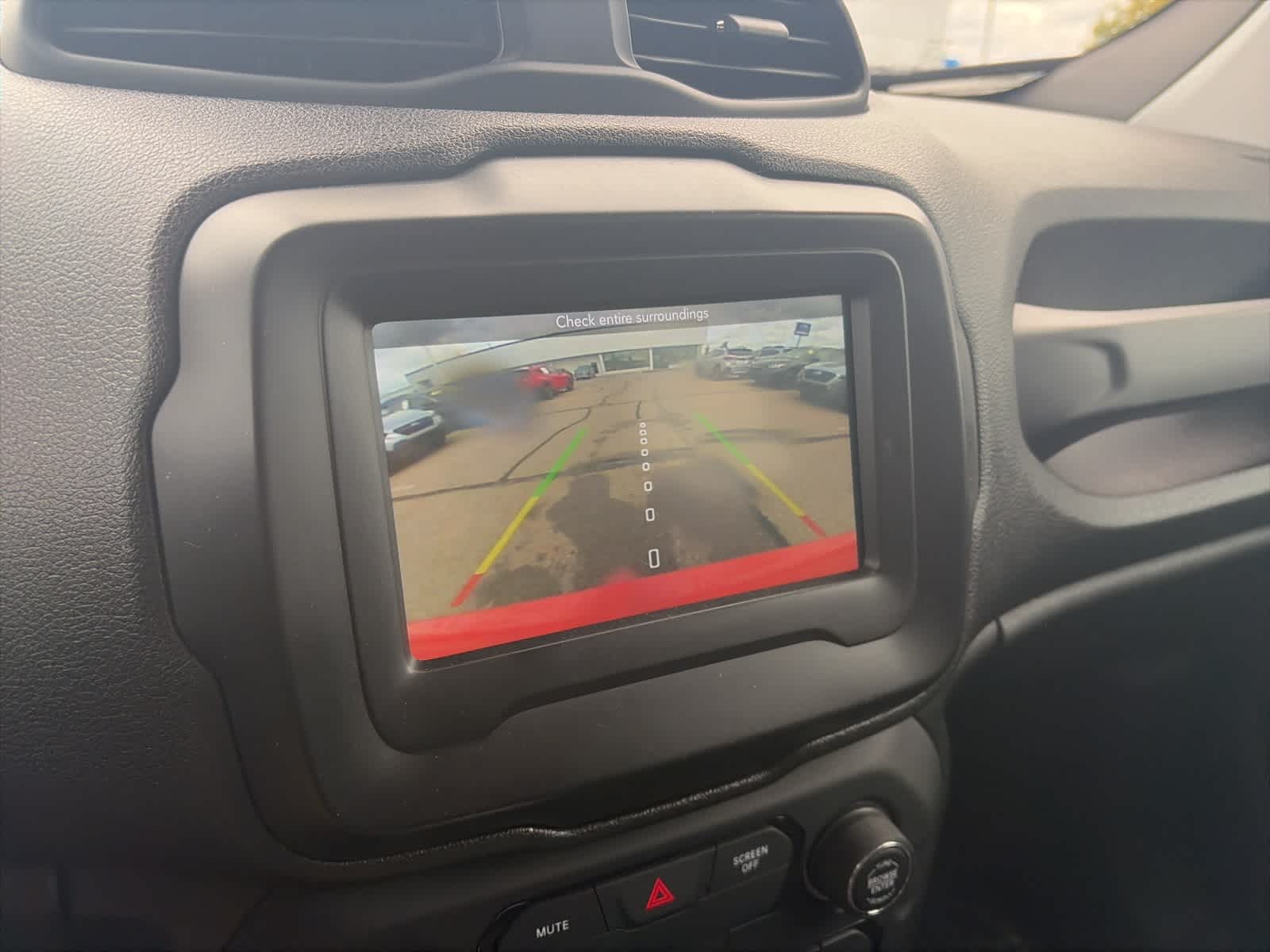 Thumbnail: 2018 Jeep Renegade - 13