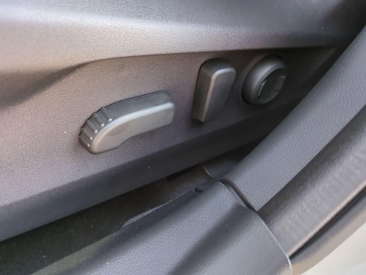 Thumbnail: 2025 Subaru Outback - 16