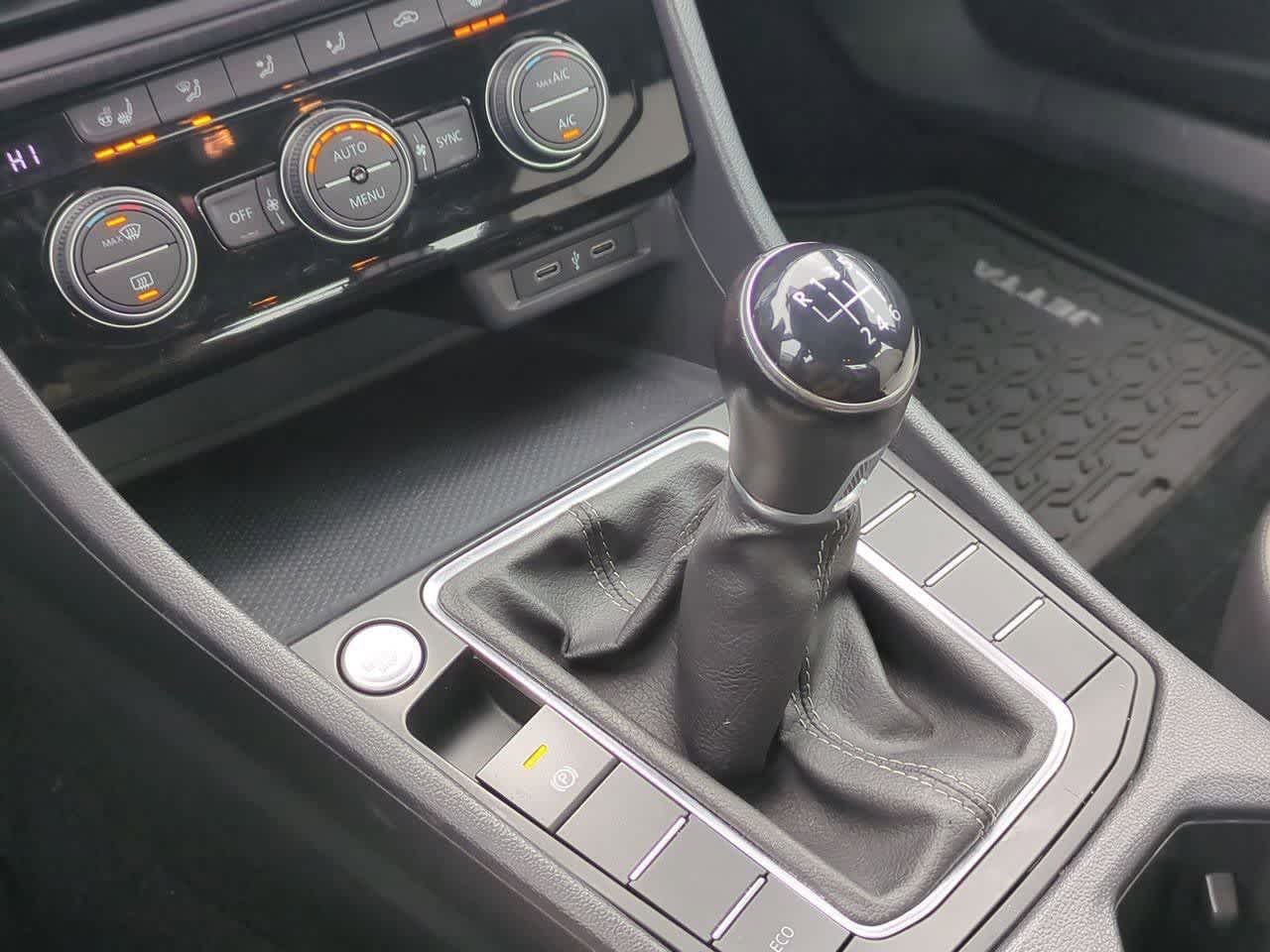 Thumbnail: 2020 Volkswagen Jetta - 30