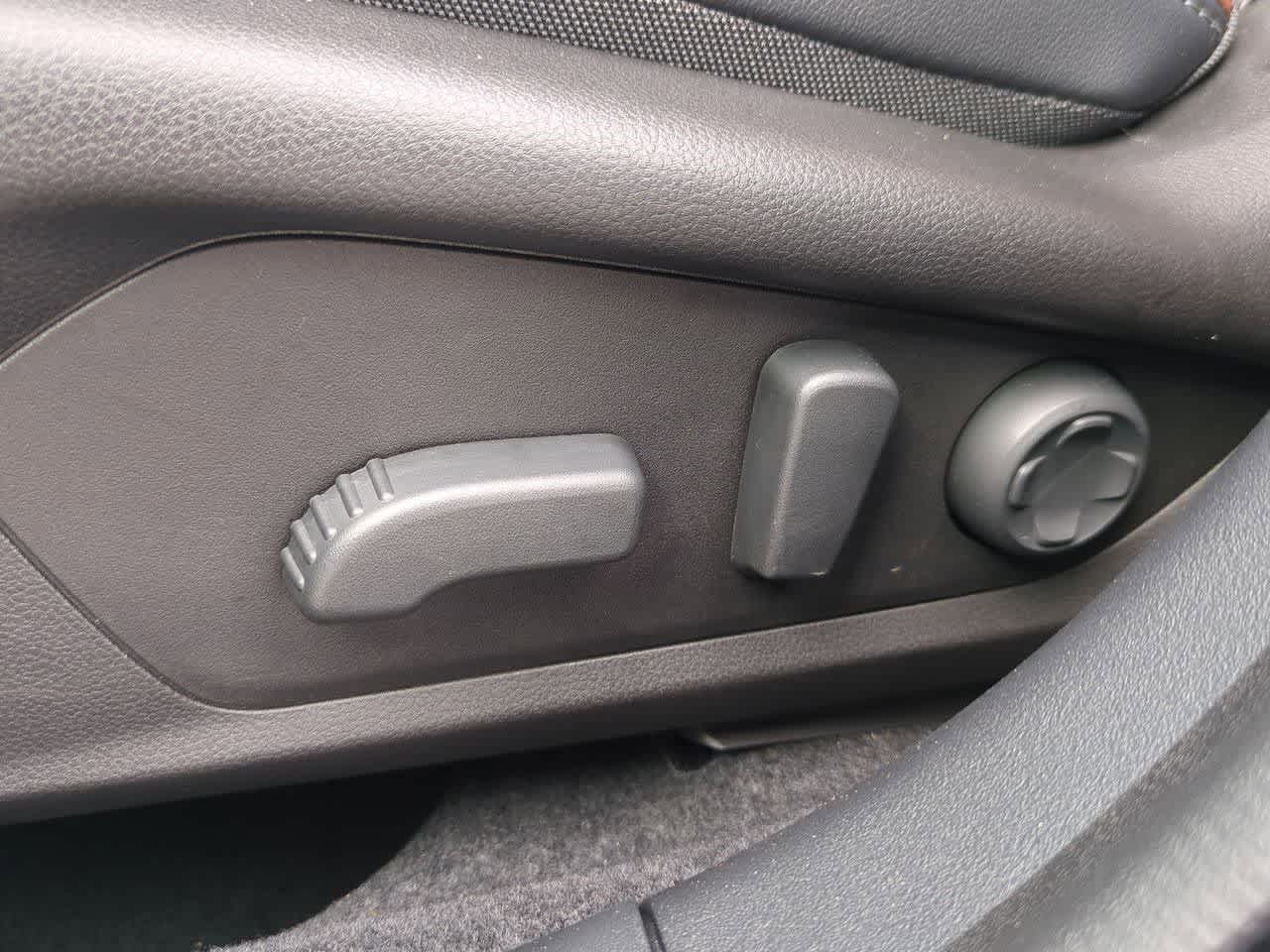 Thumbnail: 2026 Subaru Outback - 16