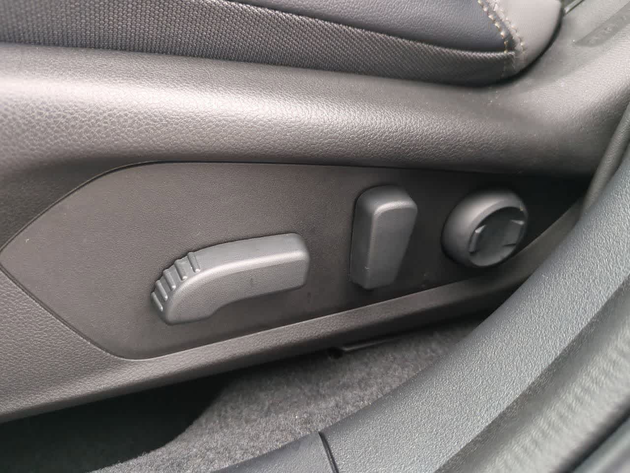 Thumbnail: 2026 Subaru Outback - 16