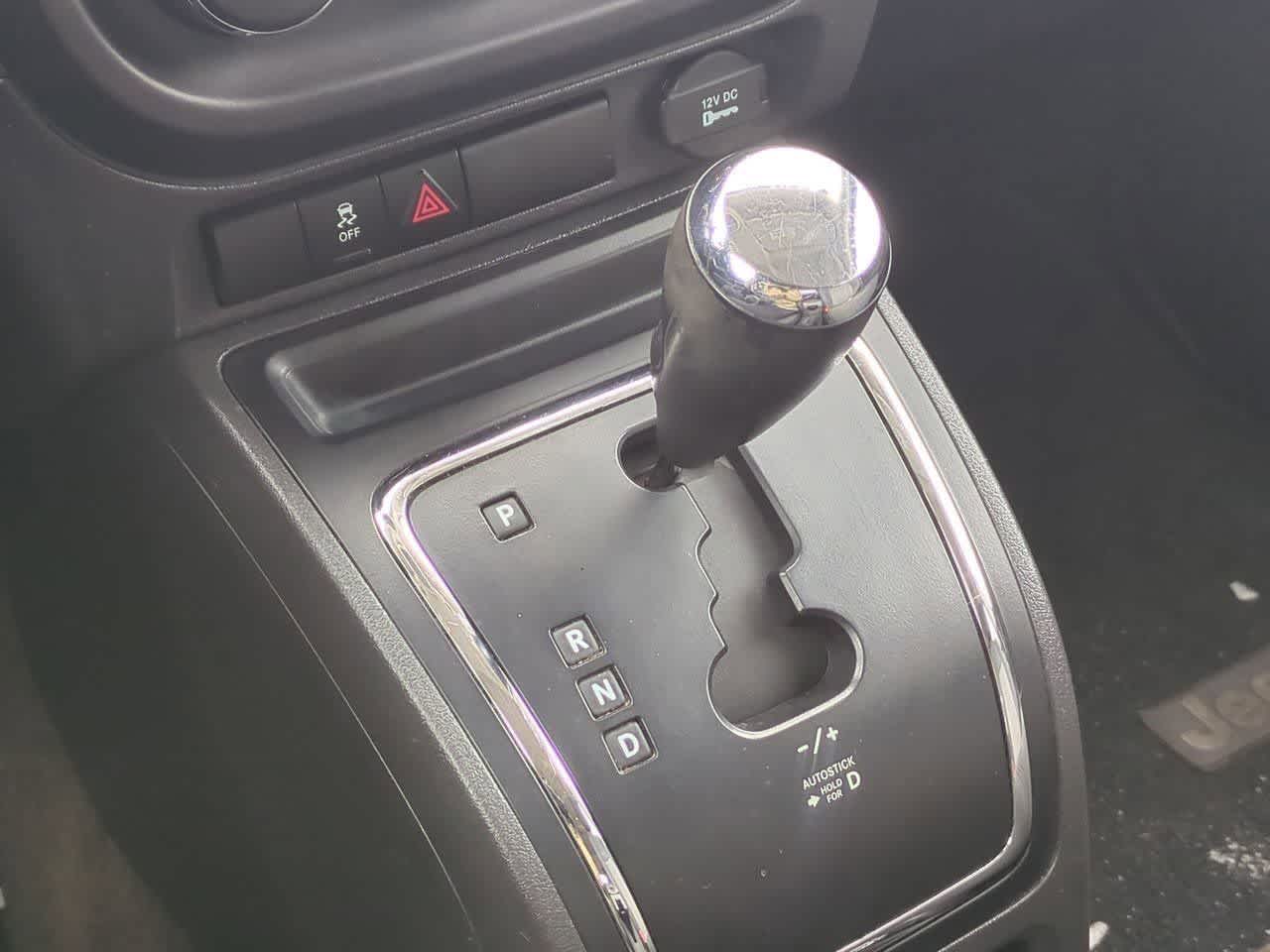 Thumbnail: 2014 Jeep Compass - 29