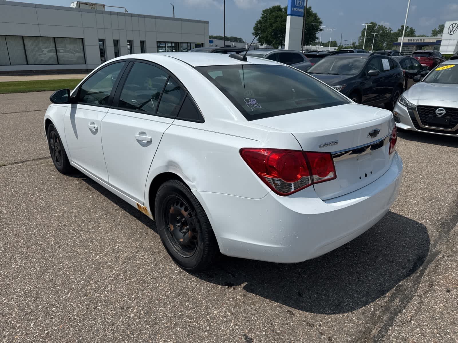 Thumbnail: 2016 Chevrolet Cruze - 2