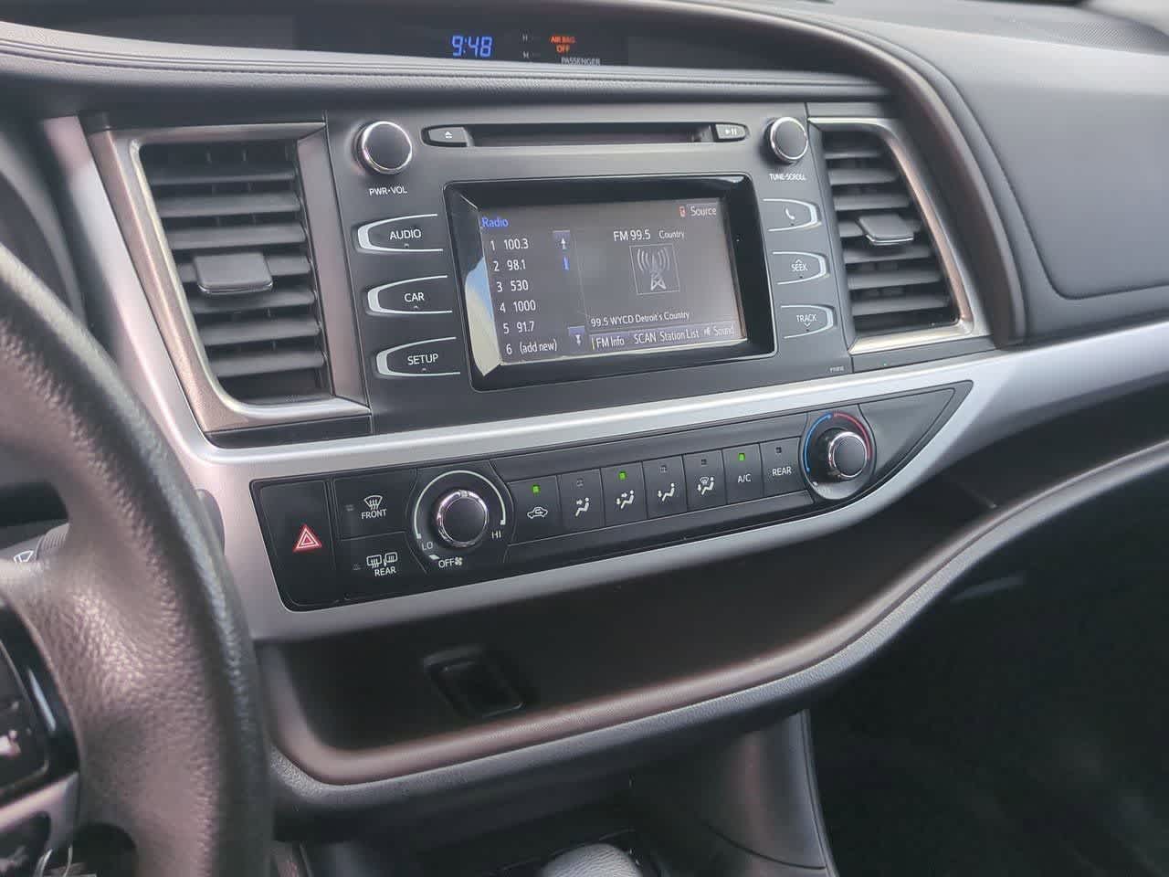 Thumbnail: 2019 Toyota Highlander - 27
