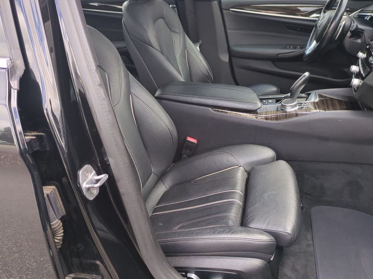 Thumbnail: 2019 BMW 5 Series - 22