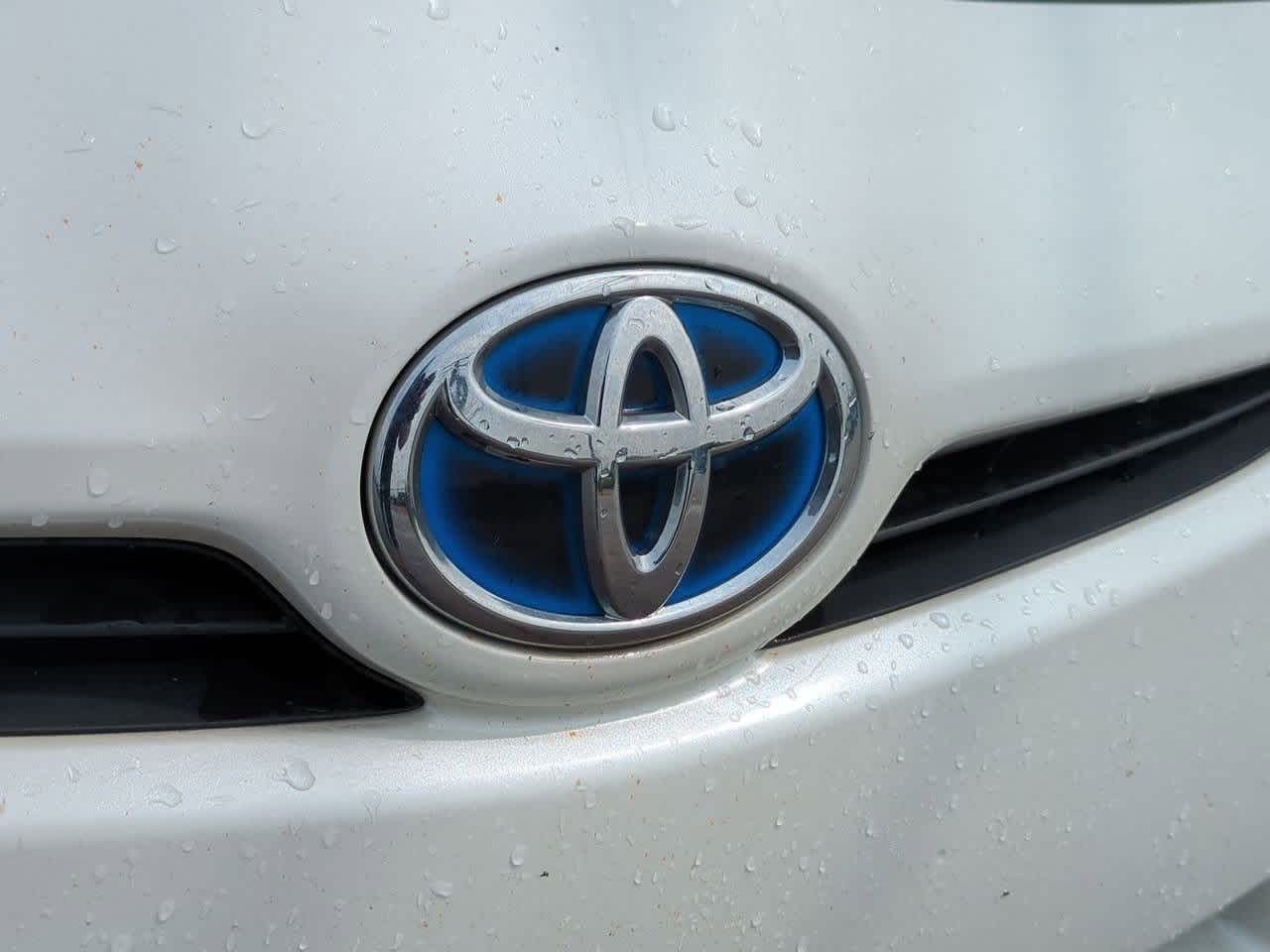 Thumbnail: 2010 Toyota Prius - 11