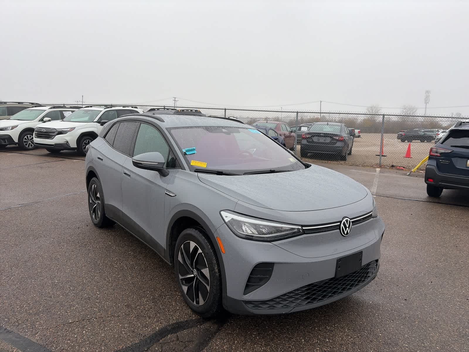 2022 Volkswagen ID.4 Pro photo 2