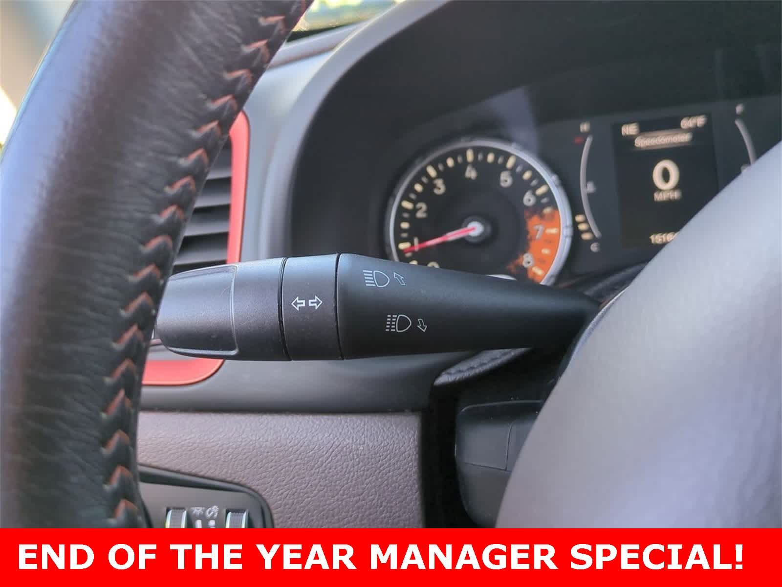 Thumbnail: 2016 Jeep Renegade - 25