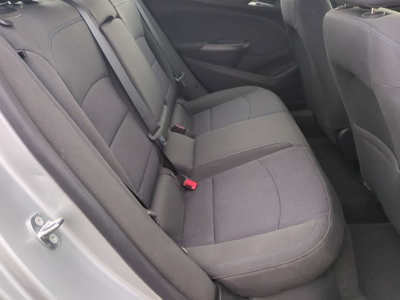 Thumbnail: 2018 Chevrolet Cruze - 19