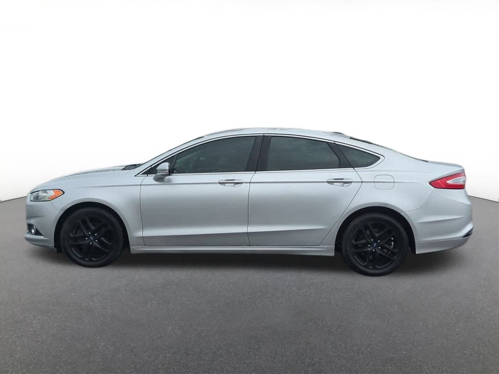 Thumbnail: 2013 Ford Fusion - 3