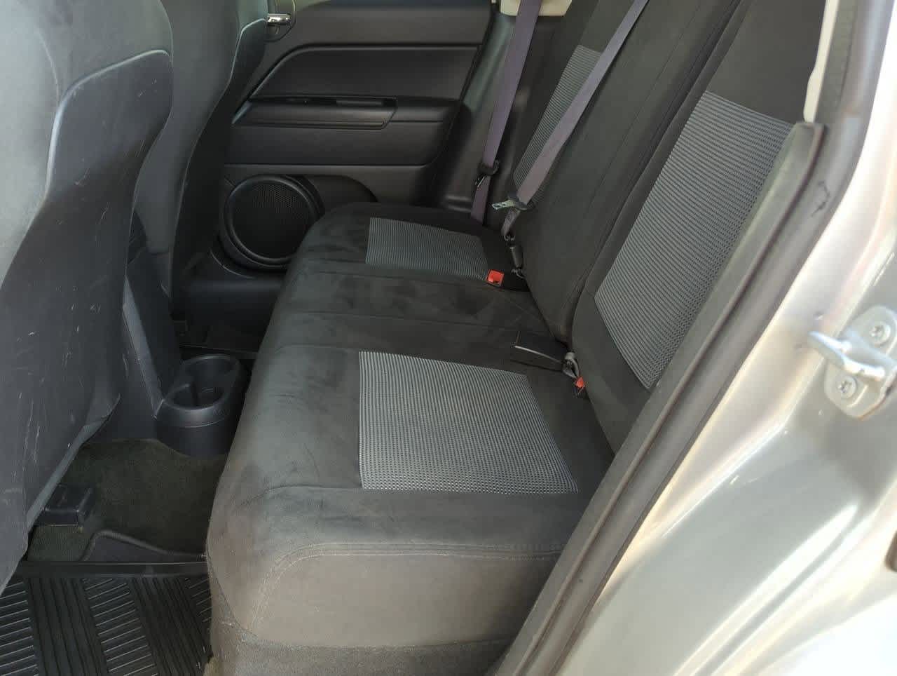 Thumbnail: 2016 Jeep Patriot - 18