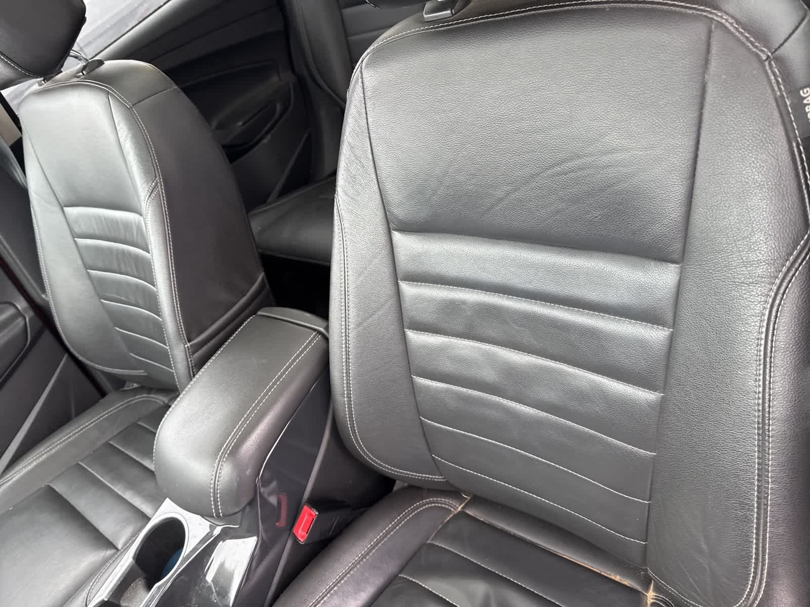 Thumbnail: 2015 Ford Escape - 15