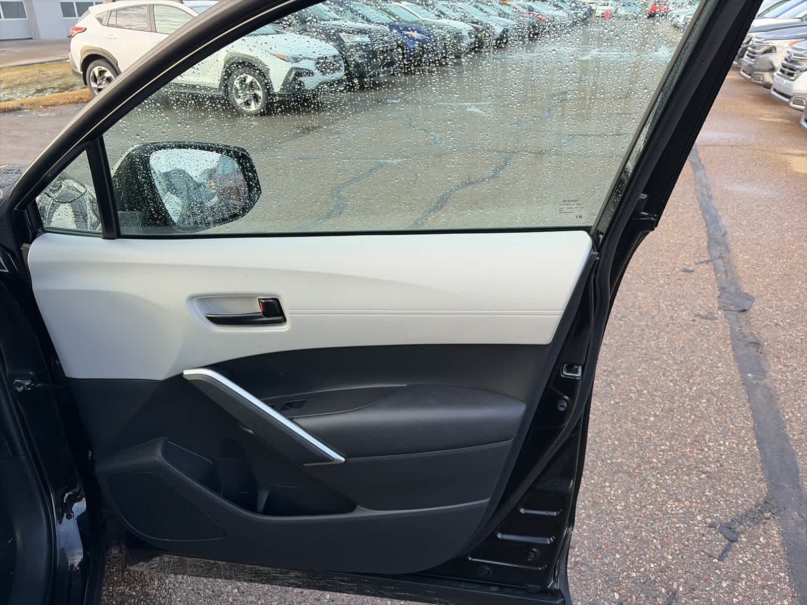 Thumbnail: 2023 Toyota Corolla Cross - 15