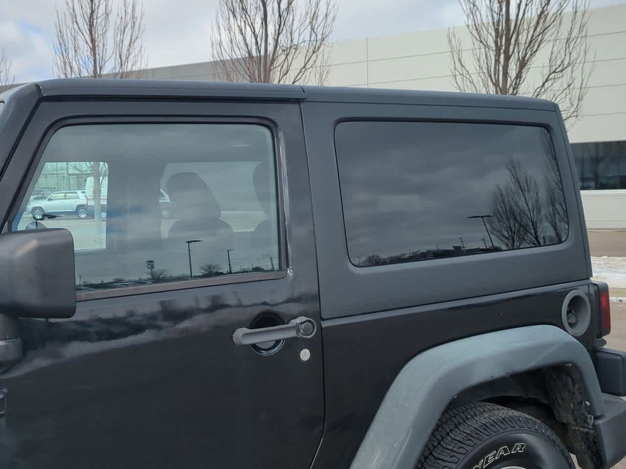 Thumbnail: 2012 Jeep Wrangler - 10