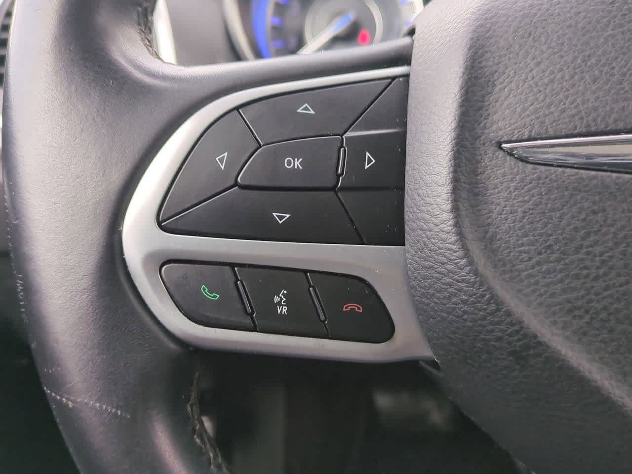 Thumbnail: 2018 Chrysler 300 - 22