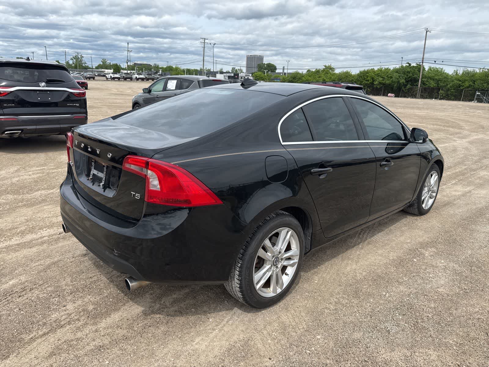 Thumbnail: 2013 Volvo S60 - 3