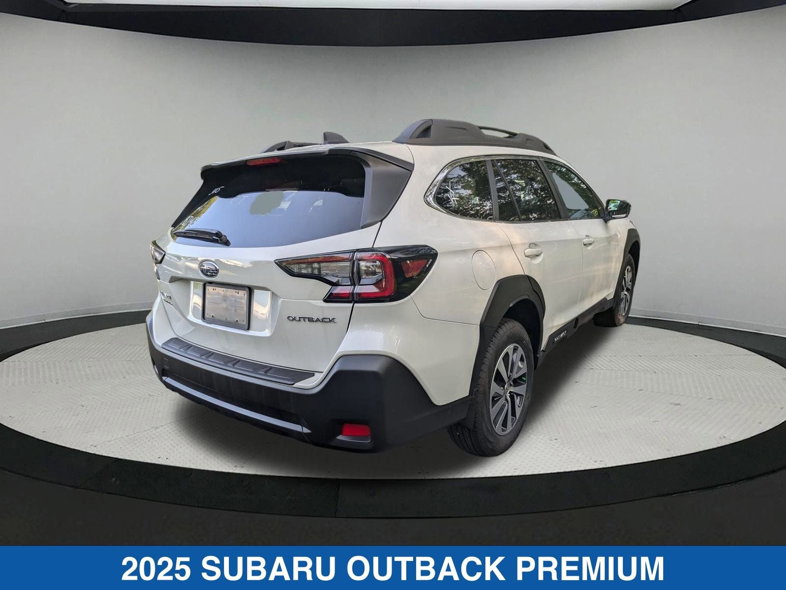 2025 Subaru Outback Premium photo 3