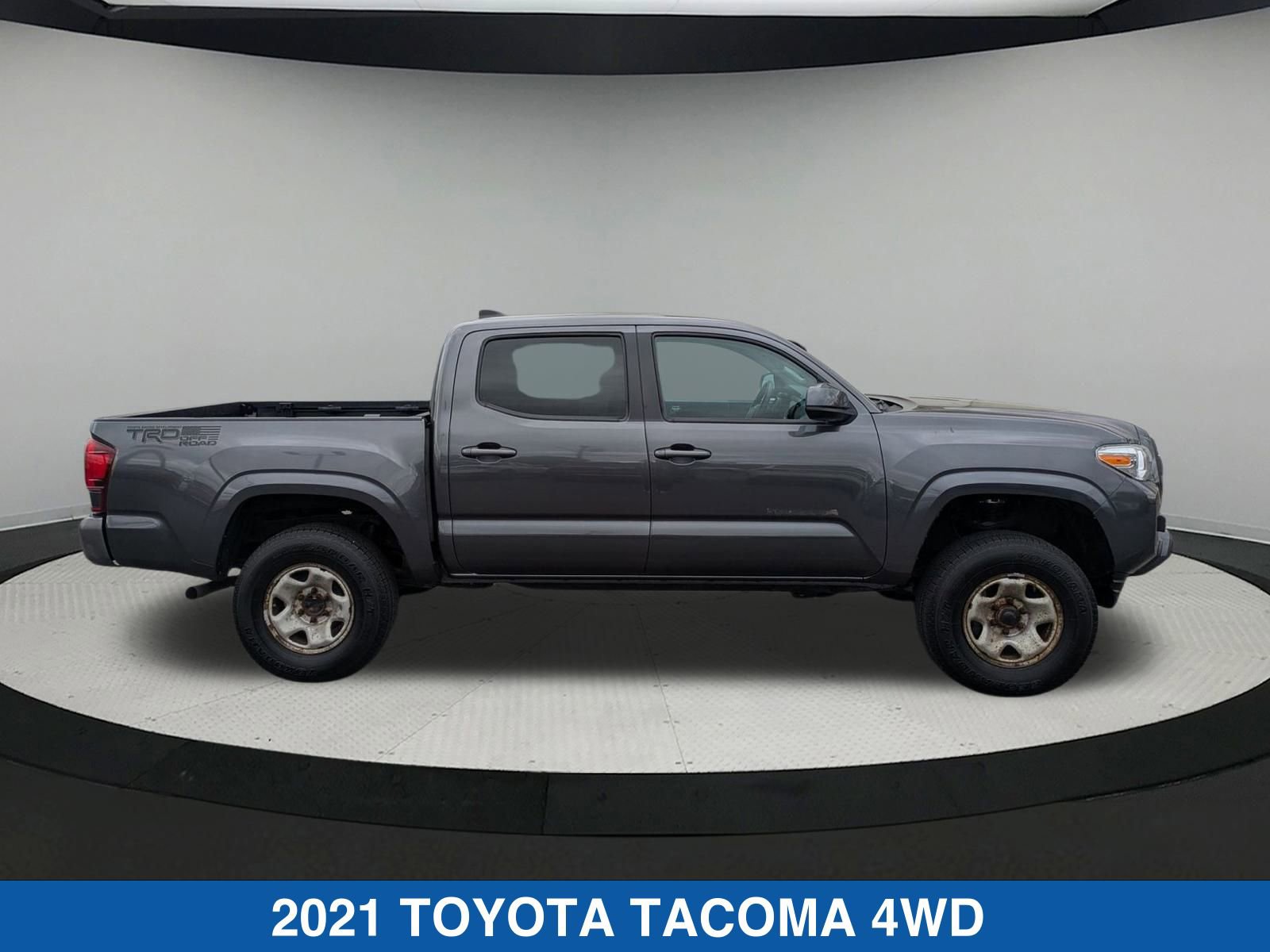 2021 Toyota Tacoma SR V6 photo 2