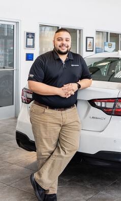 Staff member Joey Vazquez from ID_3e8780004fd3