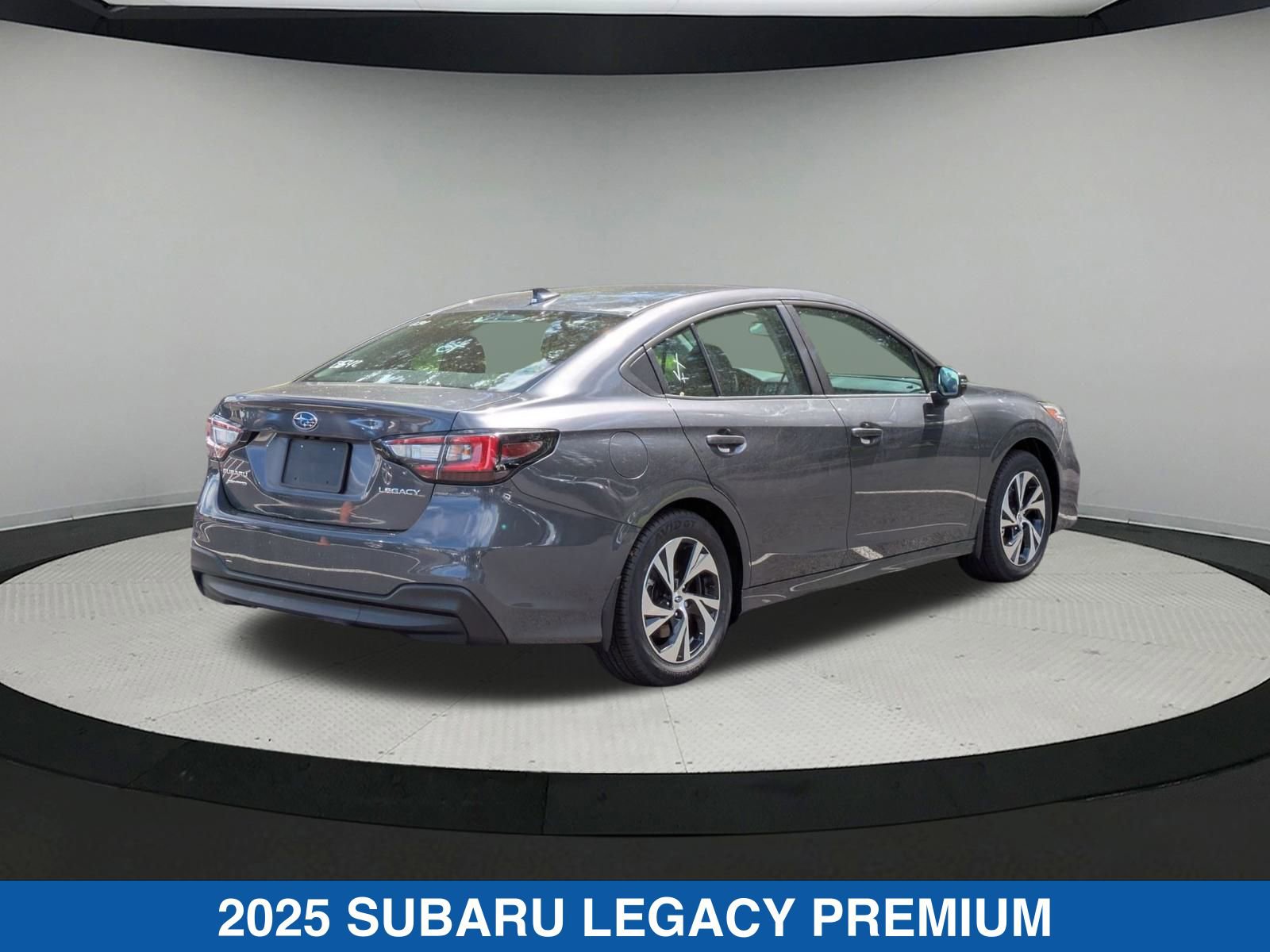 2025 Subaru Legacy Premium photo 3