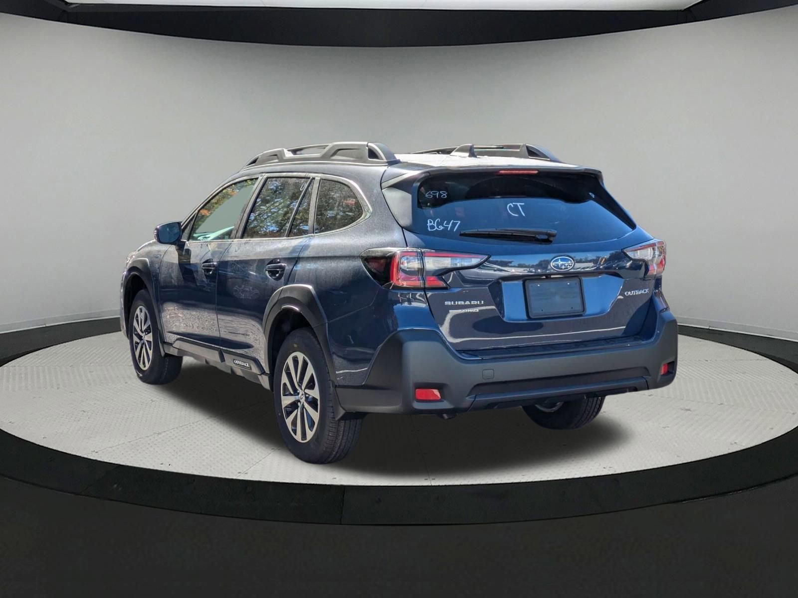 2025 Subaru Outback Premium photo 4