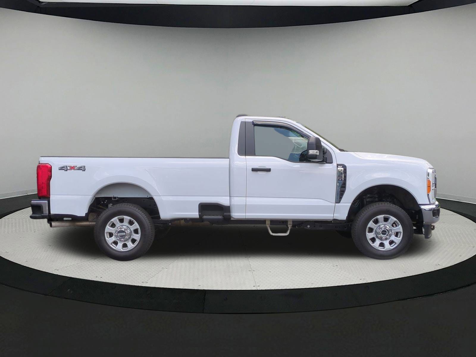 Used 2023 Ford F-350 Super Duty XLT with VIN 1FTRF3BN1PED84321 for sale in Vernon, CT