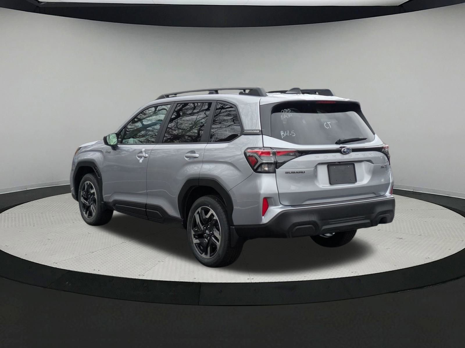 2026 Subaru Crosstrek Base photo 2