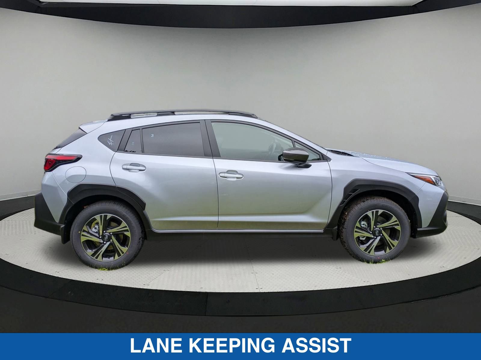 2025 Subaru Crosstrek Premium photo 2