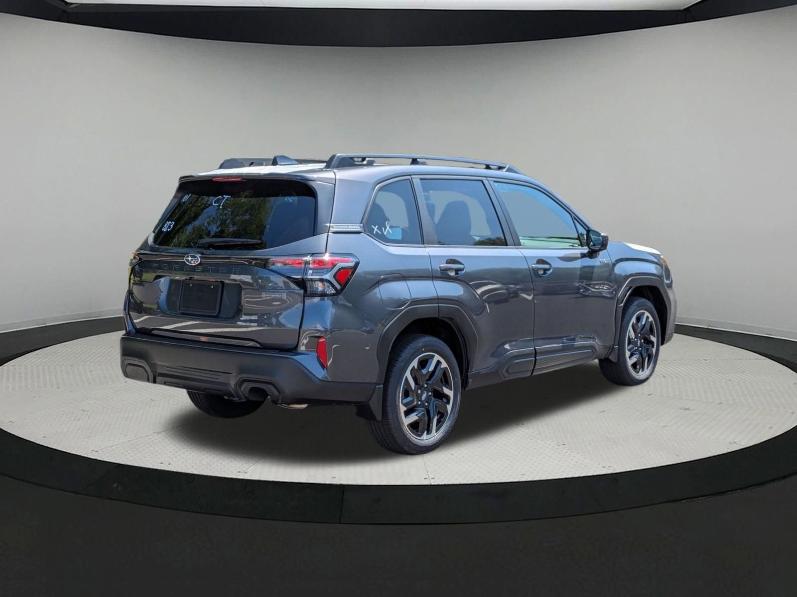 2025 Subaru Forester Premium photo 2