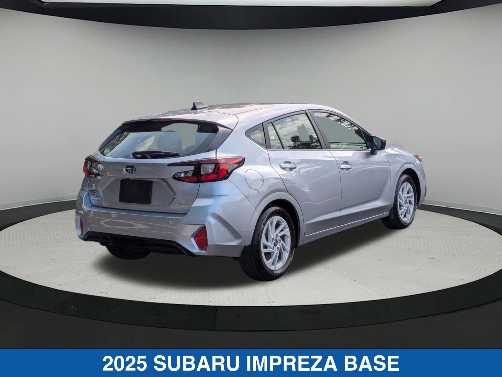 2025 Subaru Impreza Base photo 3