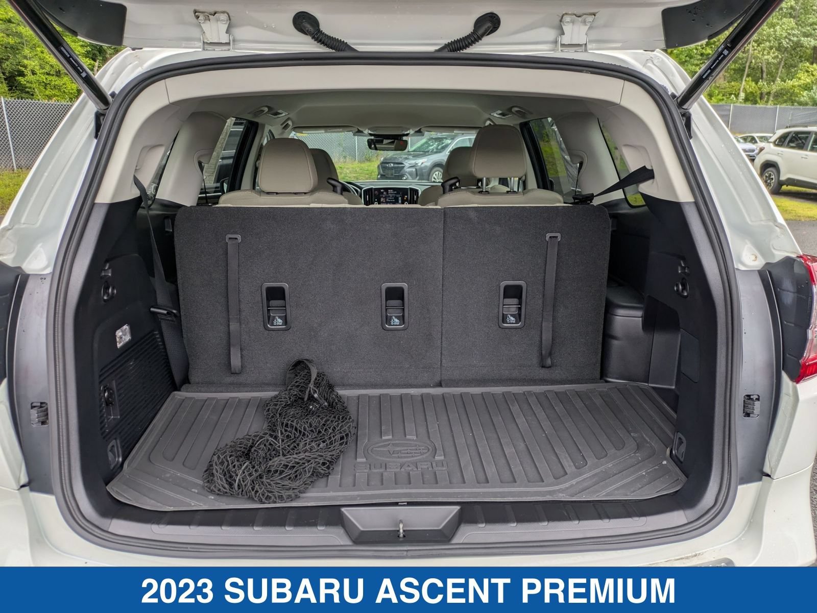 2023 Subaru Ascent Premium - Photo 33