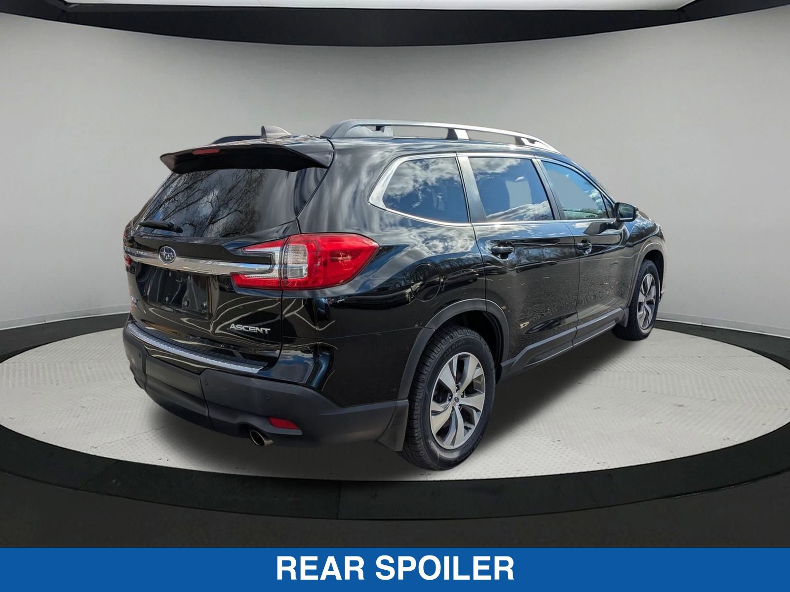 2023 Subaru Ascent Premium photo 3