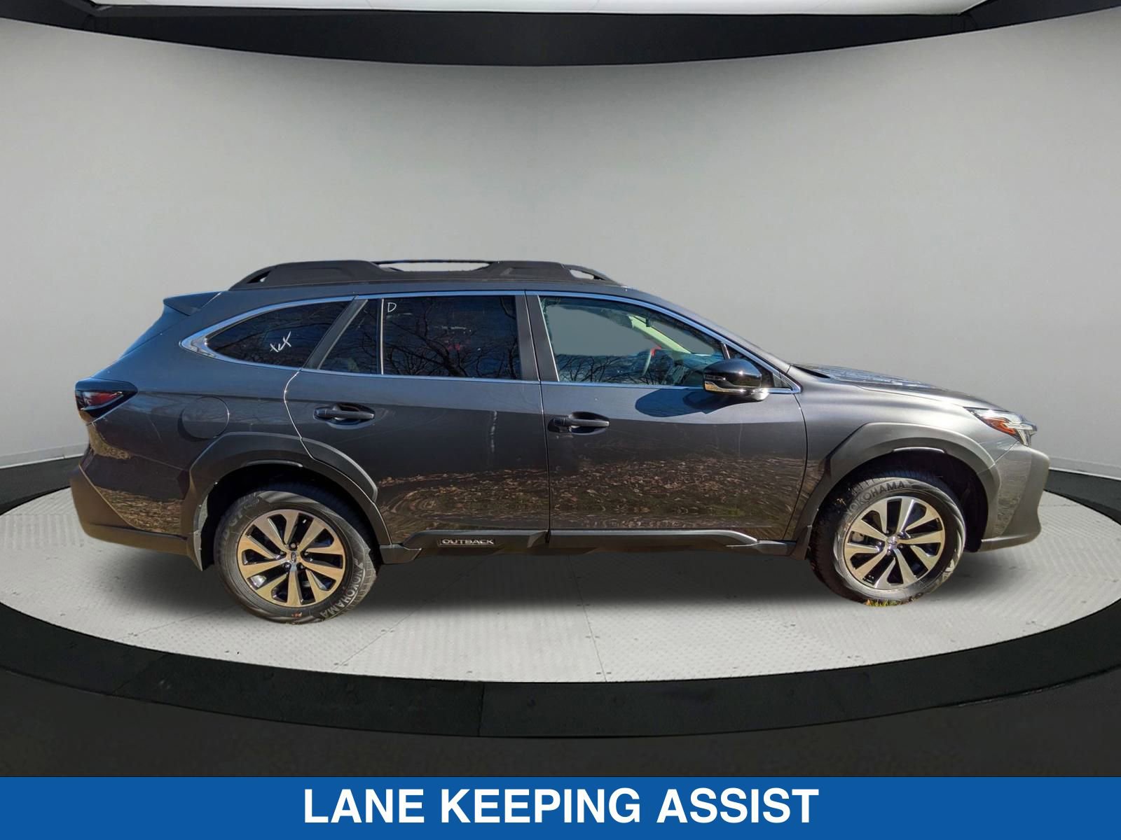 2025 Subaru Outback Premium photo 2